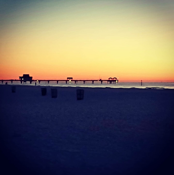 Meet your Posher, Jennifer - Picture 3 of 8